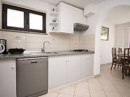 Modern Apartment Near the Beach in Istria