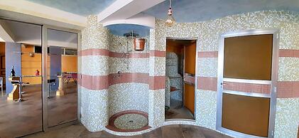 Divine Holiday Home in Giosa Marea with Sauna & Hot Tub