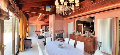 Divine Holiday Home in Giosa Marea with Sauna & Hot Tub