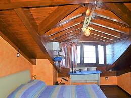 Divine Holiday Home in Giosa Marea with Sauna & Hot Tub