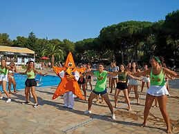 Belvilla by OYO Baia Domizia Villaggio Camping E4