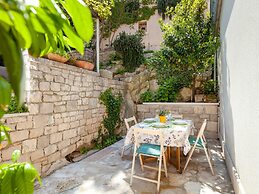 Beautiful Holiday Home on the Island Brac, With the Sea and a Small Be