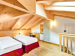 Belvilla by OYO Casa Colonia Mansarda