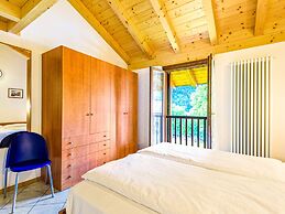 Belvilla by OYO Casa Colonia Mansarda