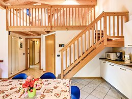 Belvilla by OYO Casa Colonia Mansarda