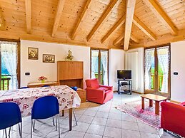 Belvilla by OYO Casa Colonia Mansarda