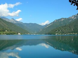 Belvilla by OYO Casa Colonia Mansarda