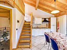 Belvilla by OYO Casa Colonia Mansarda