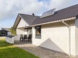 6 Person Holiday Home in Thisted