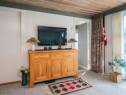 6 Person Holiday Home in Skovgårde Allingåbro