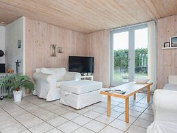 8 Person Holiday Home in Borkop