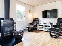 6 Person Holiday Home in Blokhus