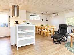 6 Person Holiday Home in Blokhus