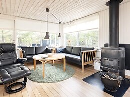 6 Person Holiday Home in Blokhus