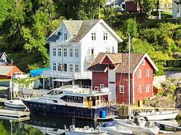 8 Person Holiday Home in Lindas