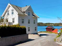 8 Person Holiday Home in Lindas
