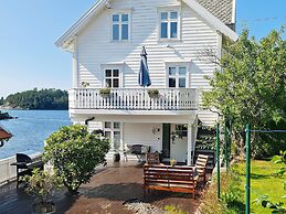 8 Person Holiday Home in Lindas