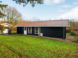 Modern Cottage Oasis in Arrild