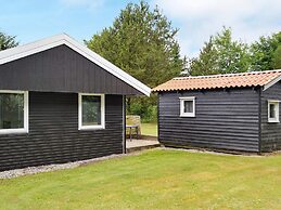 Modern Cottage Oasis in Arrild