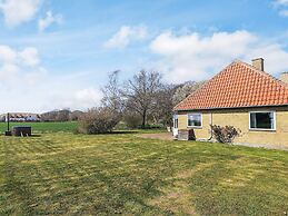 8 Person Holiday Home in Harpelunde