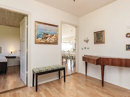 8 Person Holiday Home in Harpelunde