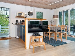 Sunny Hillside Cottage-by Traum