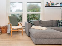 Sunny Hillside Cottage-by Traum