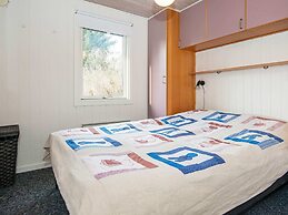 Sunny Hillside Cottage-by Traum