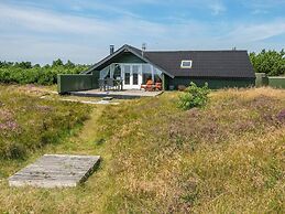 6 Person Holiday Home in Romo