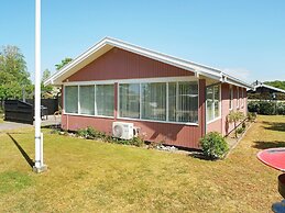 6 Person Holiday Home in Korsor