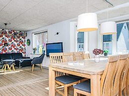 Seaside Retreat in Thyboron-by Traum