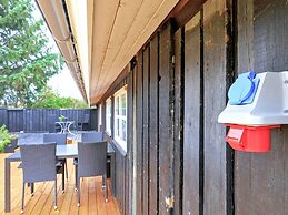 Cozy Coastal Retreat in Gronhoj-by Traum