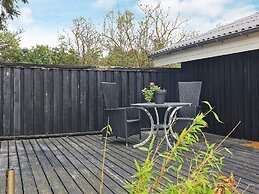 Cozy Coastal Retreat in Gronhoj-by Traum