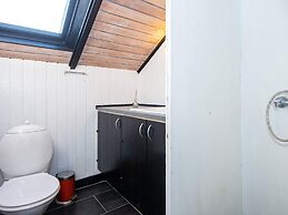 Cozy Dune Cottage Retreat-by Traum