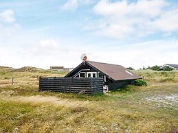 Cozy Dune Cottage Retreat-by Traum