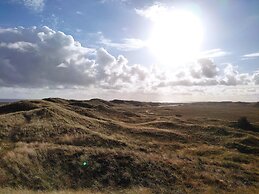 Cozy Dune Cottage Retreat-by Traum