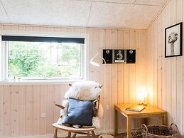 6 Person Holiday Home in Henne