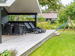 6 Person Holiday Home in Henne