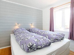 Holiday Home in Farstad