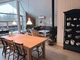 6 Person Holiday Home in Tarm