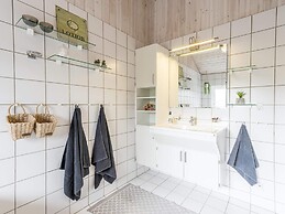 6 Person Holiday Home in Tarm