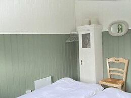 6 Person Holiday Home in Tarm