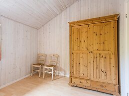 6 Person Holiday Home in Tarm