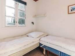 6 Person Holiday Home in Vaeggerlose