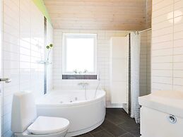 6 Person Holiday Home in Tarm