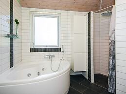 6 Person Holiday Home in Tarm