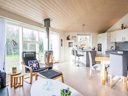 6 Person Holiday Home in Tarm