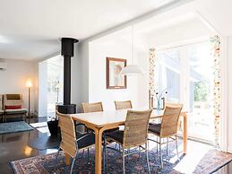 6 Person Holiday Home in Blavand