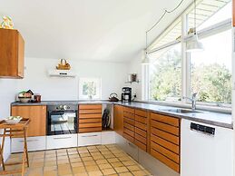 6 Person Holiday Home in Blavand