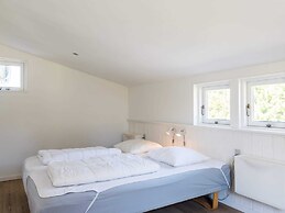 6 Person Holiday Home in Blavand